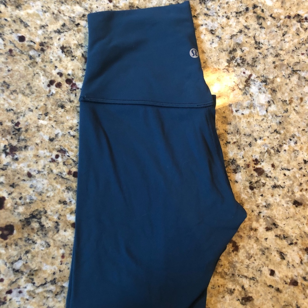 Lululemon align crop high rise size 4